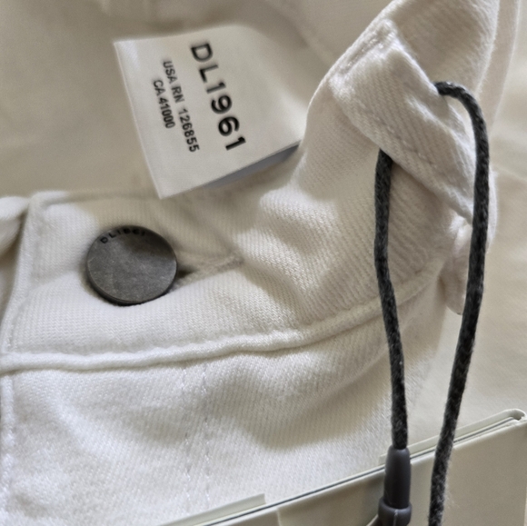 DL1961 Farrow High Rise Jeans in Porcelain size 31 - Picture 3 of 8